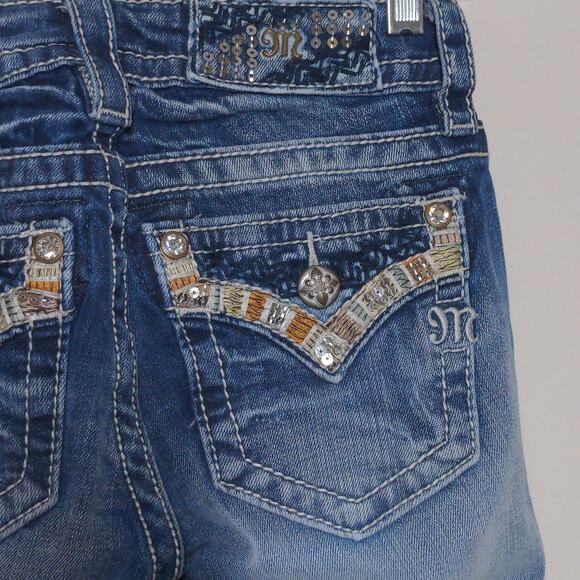 Miss Me Mid-Rise Embellished Skinny Jeans in Blue – Size 24 – EUC - Picture 12 of 15